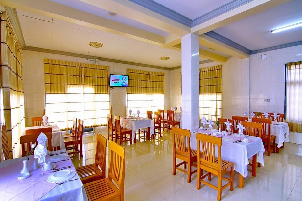 โฮเทล สไมล์ Hotel พินอูลวิน ภายนอก รูปภาพ