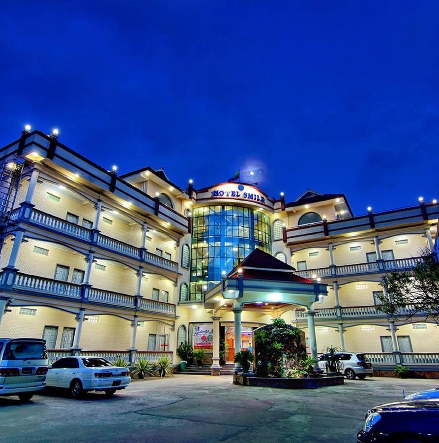 โฮเทล สไมล์ Hotel พินอูลวิน ภายนอก รูปภาพ