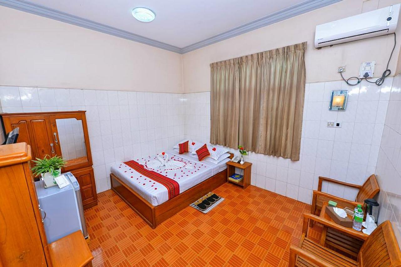 โฮเทล สไมล์ Hotel พินอูลวิน ภายนอก รูปภาพ